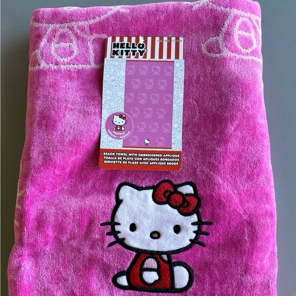 Hello Kitty Beach Towel Adult Size